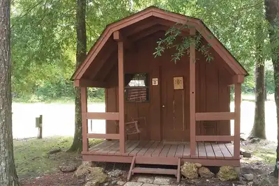 Image de Cabane rustique numéro 2 à petit prix