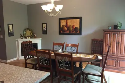 Image de 4 Br Cozy Home près de Uva, Downtown & Wineries