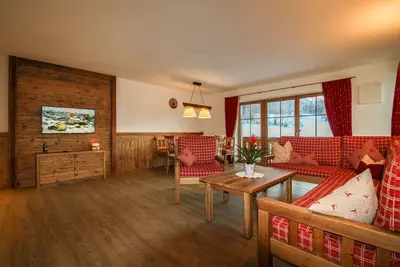 FeWo Hörndlwand (130 qm), Balkon, offene Küche, 3 Schlaf- und 1 Wohnzimmer, max. 6 Personen