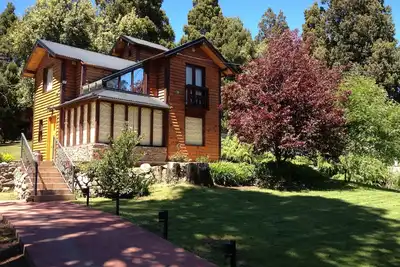 Image de Cozy Cabin In The Forest