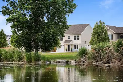 Image de The Lake View: retraite familiale et d'affaires