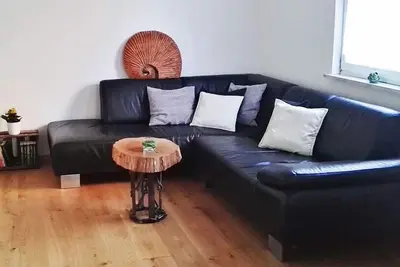 Image de Cottage avec roulotte, jardin et barbecue