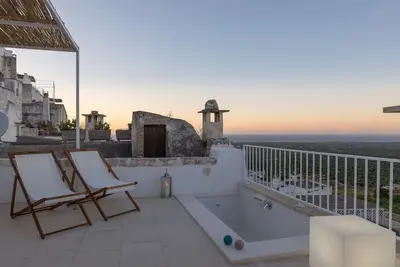 Image de Terrasse bleue cobalt par merveilleuse Italie