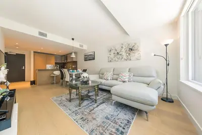 Image de D39 - 2br Superbe avec grand patio