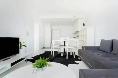 Image de Appartement à 200 m��tres de la plage du parc olympique C604