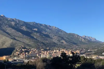 Image de Location appartement T2, 45m2 à Corte : résidence calme, vue sur la citadelle!