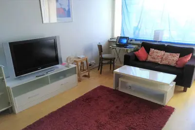 Image de Chambre privée dans un appartement, à 5 min à pied du métro