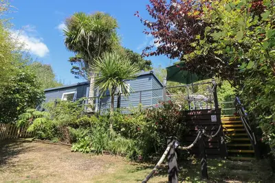 Image de Palm Lodge, romantique, avec un jardin Ă Praa Sands, Ref 1003556