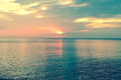 Image de La plage privée est l'une des plus belles du sud-ouest du Michigan