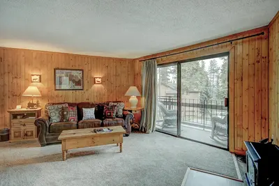 Image de Nouvelle Liste - La montagne est à vous! -Aventure Basecamp avec Hot Tub-WiFi