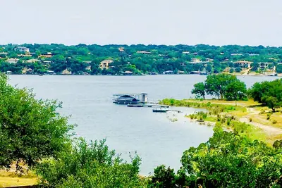 Image de Bord De L'Eau Maison Sur Le Lac Travis - Lac