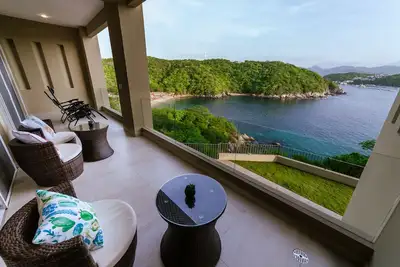 Image de Vie de luxe avec vue spectaculaire sur l'océan