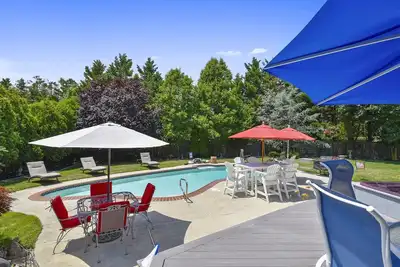 Image de Piscine PRIVÉE + Hot Tub! ! ! ! Linge Et ACTIVITÉS Quotidiennes Inclus *! La Relaxation À Son Meilleur! ! !