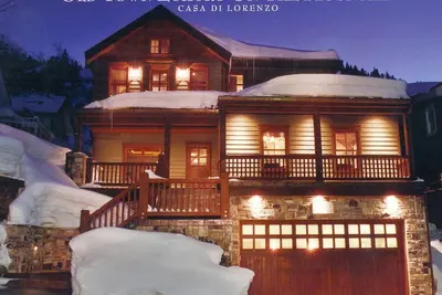 Image de Vieille ville - Ski-In / Out - Super luxueux 5br / 5ba - Hottub - Foyer - Vue sur la piste de ski