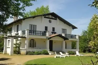 Image de Grande maison de famille dans les landes