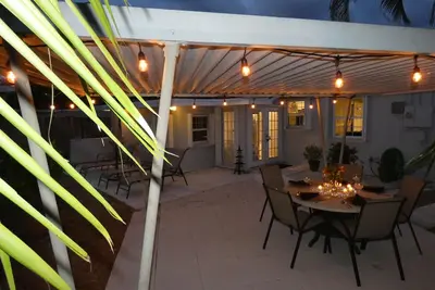 Image de \"Nouveau\" Belle maison entière près de Wilton Manors, Las Olas Blvd et la plage