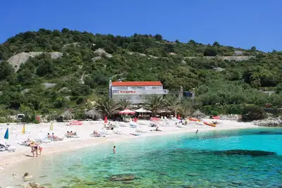 Image de Garçonnière prés de la plage Hvar (As-10430-a)