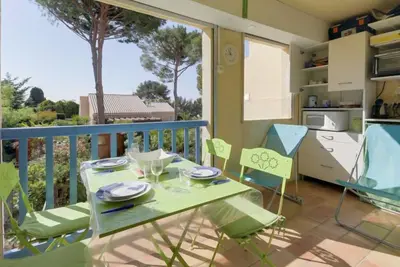 Image de le Clos des Lavandes by Interhome