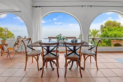 Image de Exclusive Villa with Sea Views, Private Heated Pool, 15-Min Walk to the Beach