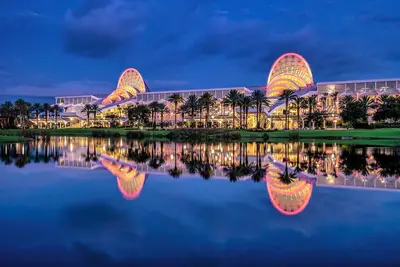 Image de Profitez d'Orlando avec nous - Champions Gate Resort - Belle villa spacieuse avec 9 lits, 5 salles de bains - 7 Miles To Disney