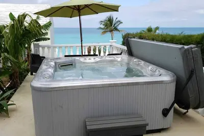 Image de Paul's Oceanview Apartment with Amazing Sunsets + Twizy Charger