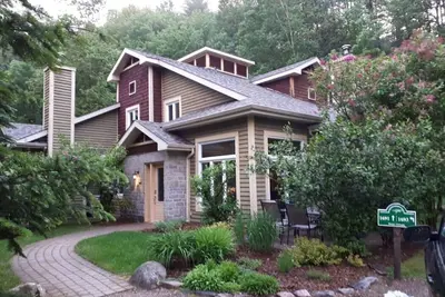 Image de Superbe maison sur terrain de golf avec 3 Bdrm 2 Bath