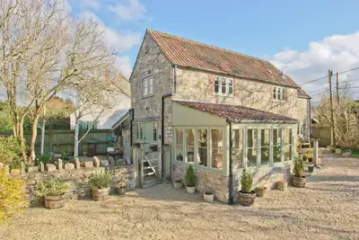 Image de Charmante maison de caractère avec de superbes promenades dans la campagne