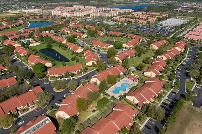 Image de Profitez de ce superbe complexe familial et amusant à 1, 5 km de Disney World