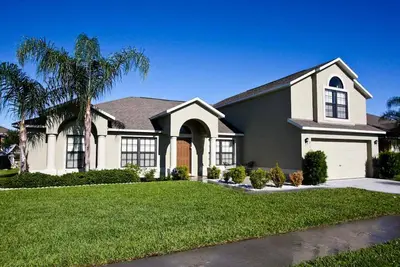 Image de Profitez d'Orlando avec nous - Highgate au Legacy Park - Incroyable confortable 5 lits 3 bains Townhome - 7 Miles To Disney