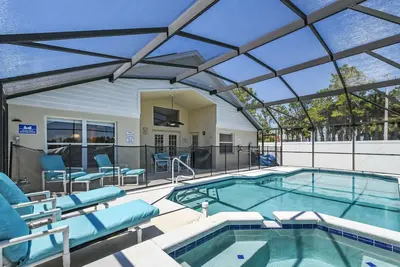 Image de Maison près de la souris, piscine et spa Lakeview, accessible aux fauteuils roulants et aux enfants. Surclassés, chambres à thème, salle de jeux, près de Disney