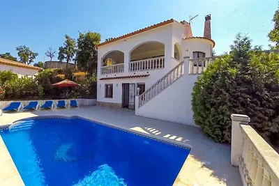 Image de Club Villamar - Villa indépendante caractéristique avec piscine privée, jardin naturel et vue spl. . .