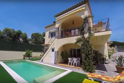 Image de Club Villamar - Charmante villa de vacances espagnole pour 6 personnes sur la Costa Brava.