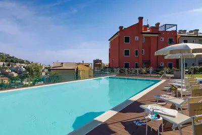 Image de Appartement RÉSIDENTIEL Avec Solarium Et Piscine Dans Le Complexe