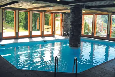Image de Appartement chaleureux avec balcon ou terrasse | proche des pistes!