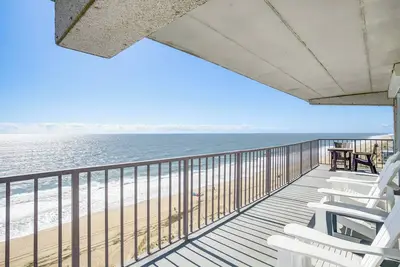 Image de Nouveau-Oceanfront Ocean City Condo w / Comm. Piscine + vue