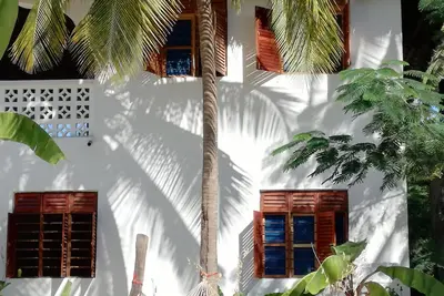Image de Furaha Lodge Ă droite sur la plage de sable blanc de Jambiani