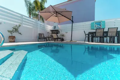 Image de Belle villa de 2 chambres à Ayia Triada: à 100 mètres de la plage