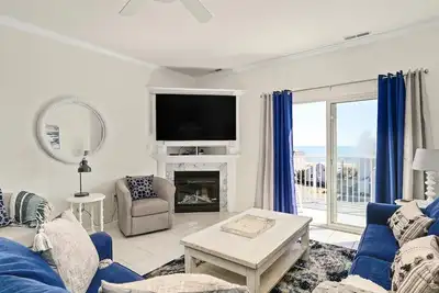 Image de Beautiful Ocean Block Condo North Oc Une vue fantastique sur l'océan À quelques pas de la piscine ou de la plage!