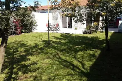 Image de Maison*** grand confort, au calme, 2 sde, 2 wc. , modulable de 2 à 6 pers.