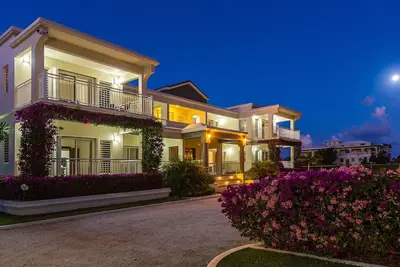 Image de Bella Constantina Villa à Anguilla. design moderne avec vue imprenable