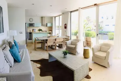 Image de South Ambergris Village