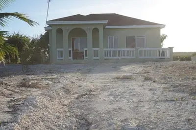 Image de Belle Villa 2 Chambres, 1 Salle De Bain Maison Sur La Plage