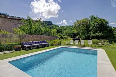 Image de Gîte Avec Piscine, Chevaux Acceptés, Confort Moderne