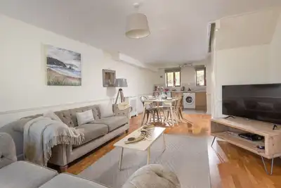 Image de Un chalet qui peut accueillir 4 personnes dans 2 chambres