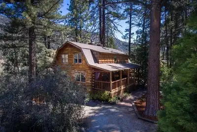 Image de Cabane en rondins authentiques Twin Pines