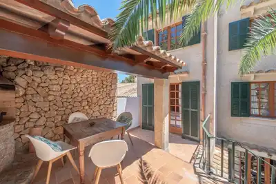Image de Villa modernisée avec vue sur la montagne, balcon, terrasse et Wi-Fi