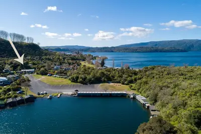Image de \"Crawfords On Tarawera\"