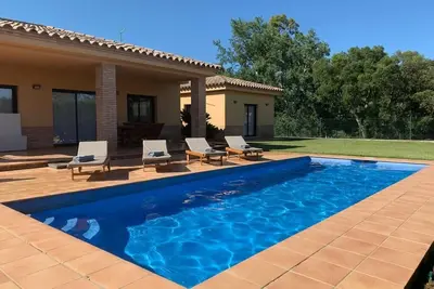 Image de Spectaculaire maison avec piscine à Golf Peralada