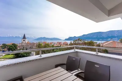 Image de Appartement de vacances avec balcon et vue mer