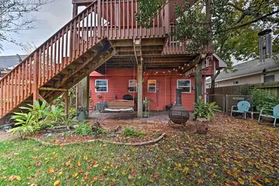 Image de Galveston Apt - 4 pâtés de maisons de la plage et de l'embarcadère de plaisance!